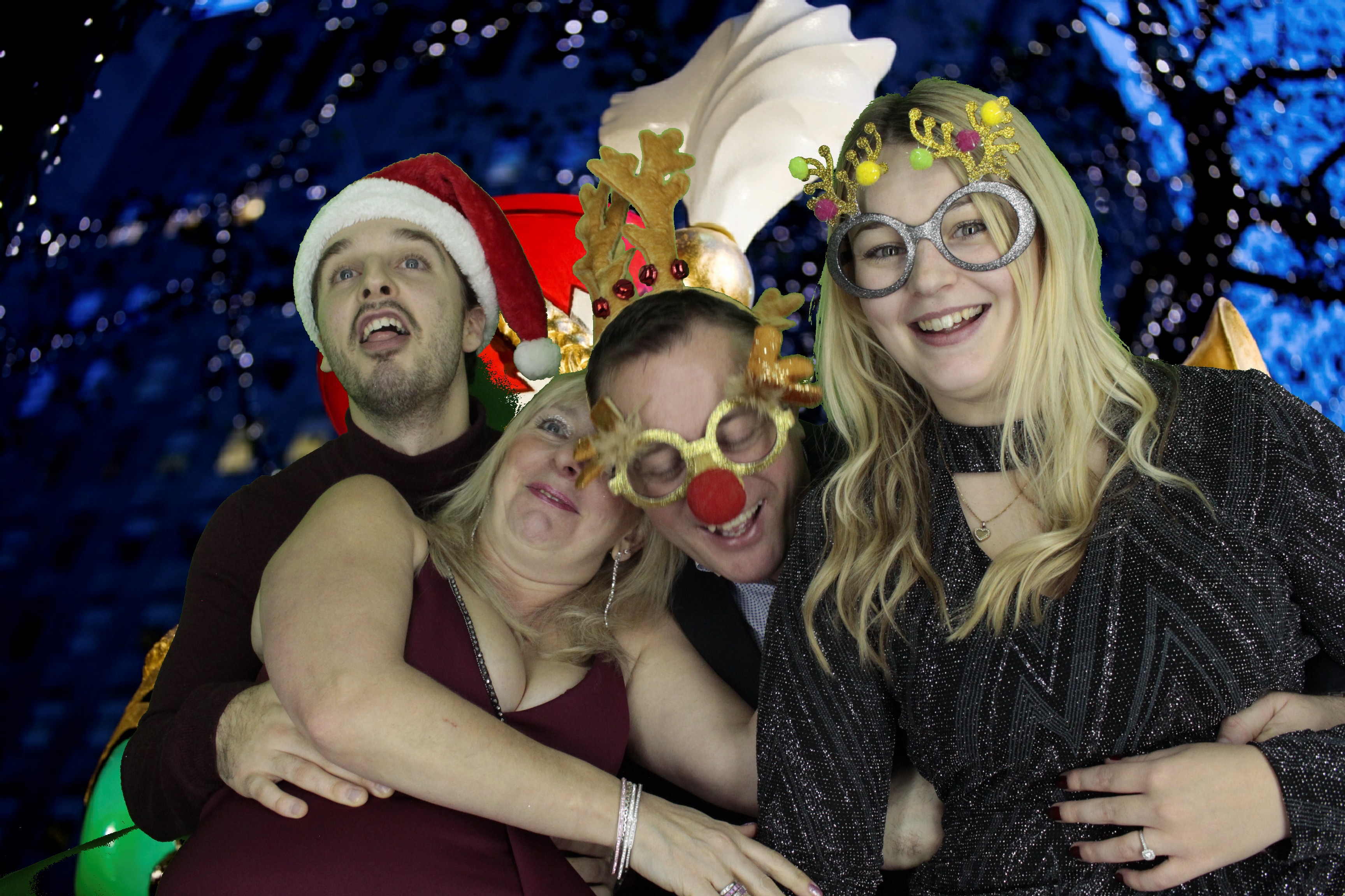 Silvermere Christmas Party | View more photos from the event at gallery.myphotoboothexperience.co.uk/u/MyPhotoBoothExperienceLtd/Silvermere-Christmas-Party-2